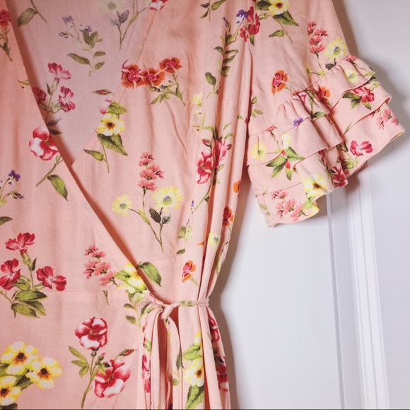 Floral Wrap Dress with Ruffle Sleeve - Picture 4 of 5
